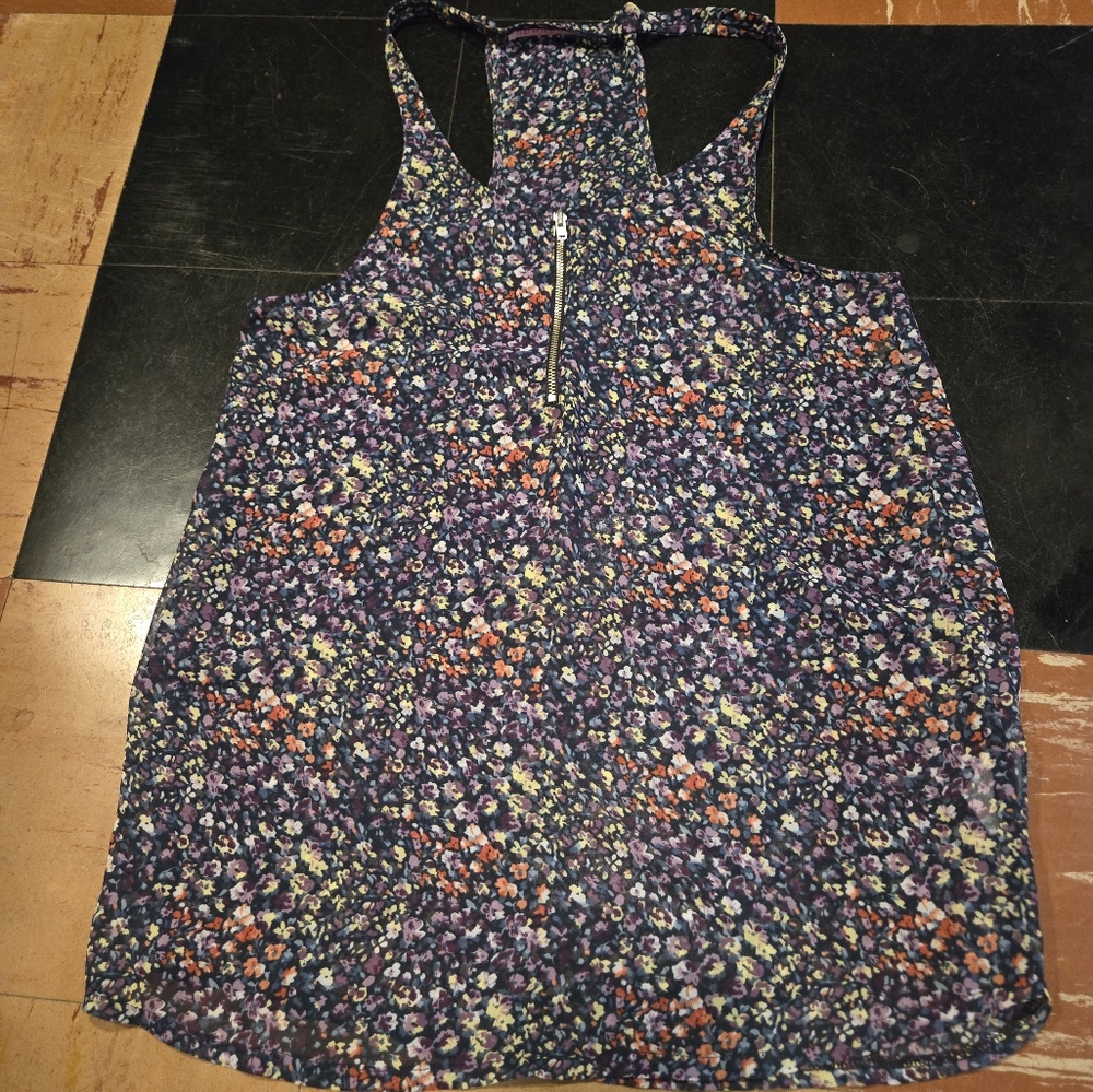 Supre tank top misses size small zipper in front flowers purple pink NWOT
